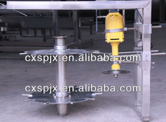 Maquinaria para el procesamiento de carne para el procesamiento de aves de corral Máquina automática para cortar patas de pollo